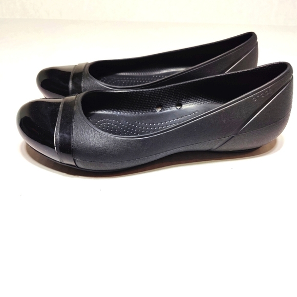 Crocs Patent Toe Black Ballet Flats Slip On Women's Shoes Size 8 - Picture 2 of 7